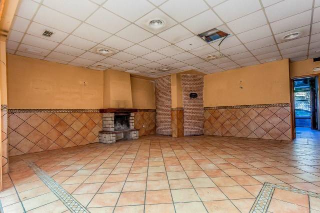 Edificio en Venta en Navalafuente