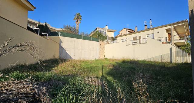 Terreno residencial en Venta en Carrer Mossèn Cinto Verdaguer, 35 en Hostalric