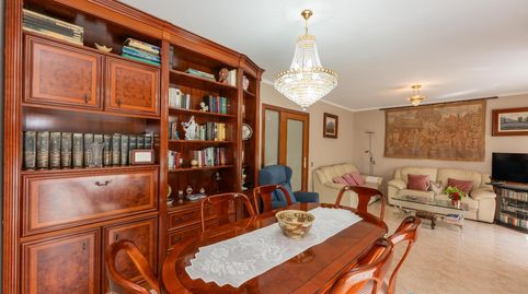 Foto 5 de Casa adosada en venta en Torrent Ballester, Viladecans