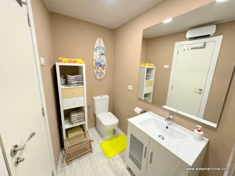 Bathroom of Flat for rent in Alboraya  with Air Conditioner, Parquet flooring and Furnished