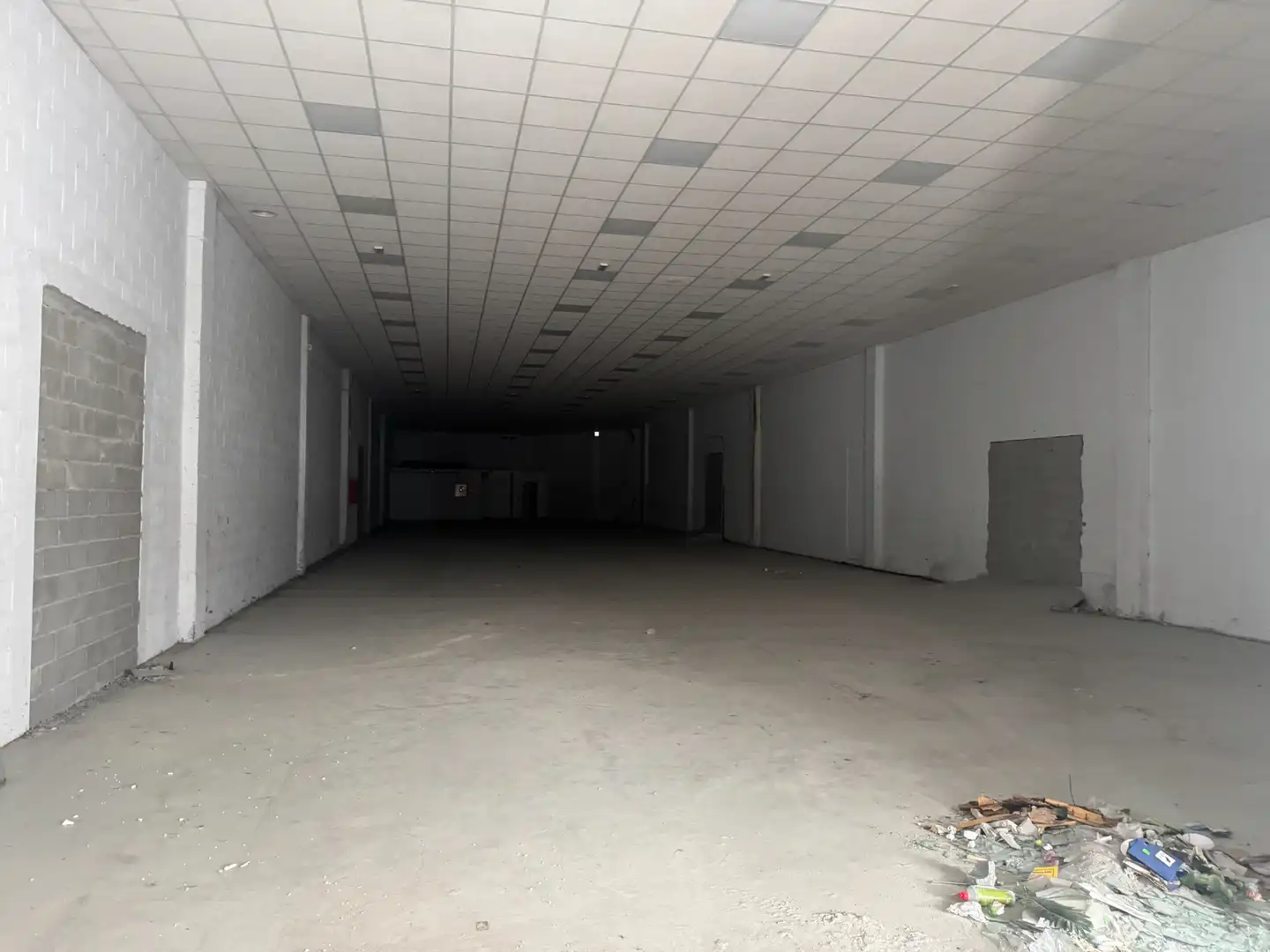 Industrial buildings for rent in Teo