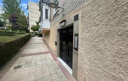 Foto 2 de Pis en venda a Lisboa, Ciudad 70, Madrid