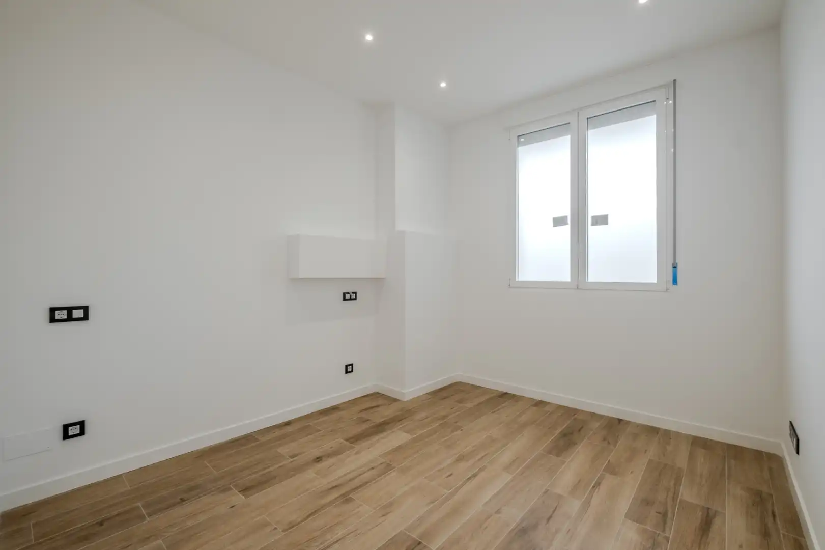Schlafzimmer von Wohnung zur Miete in Madrid mit Heizung, Ofen und Waschmaschine