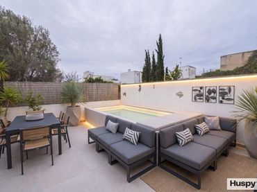 Casa a schiera con balcone in vendita a Sant Antoni de Portmany