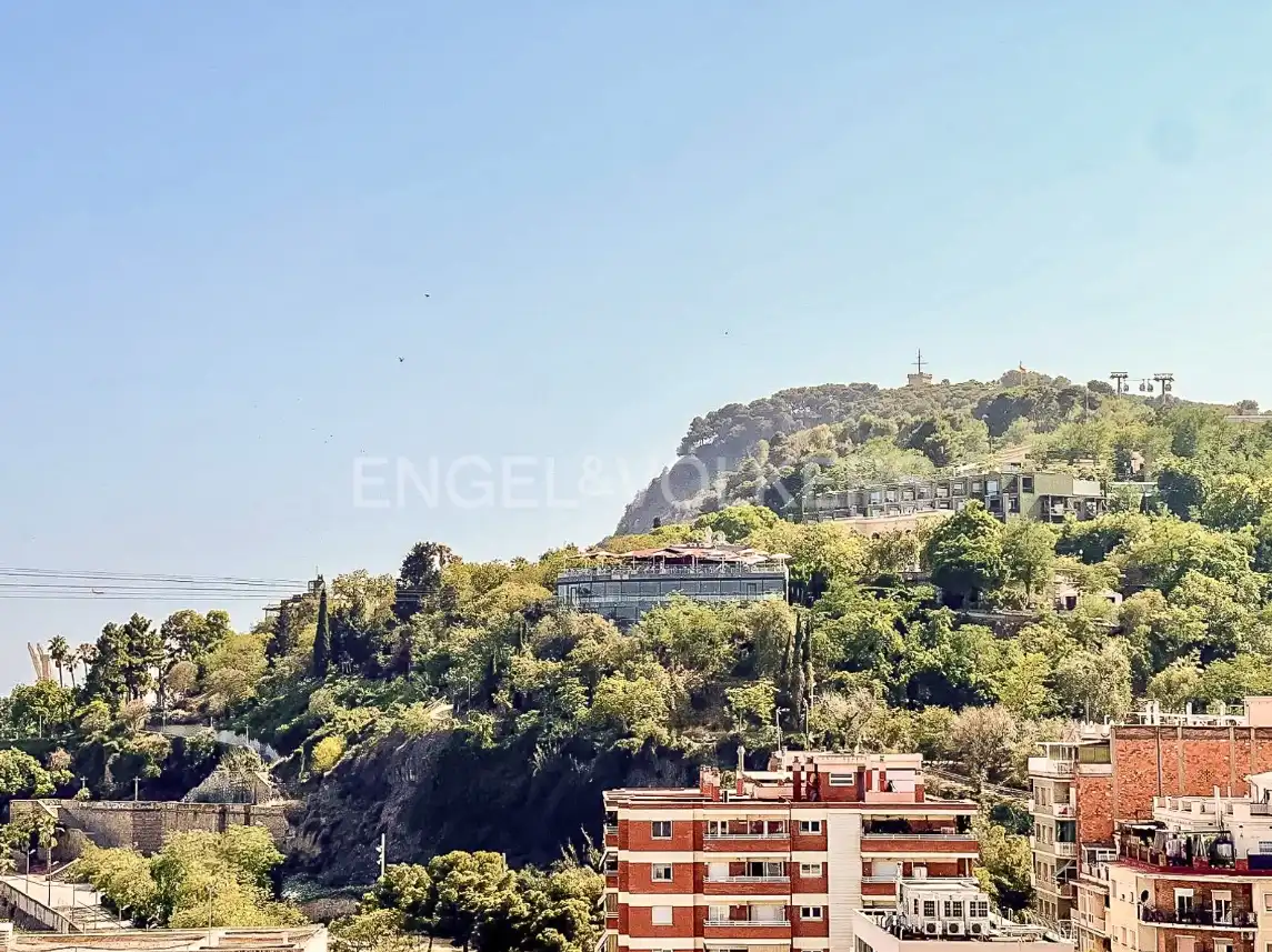 Terraza de Ático en venta en Barcelona con Aire acondicionado, Calefacción y Amueblado