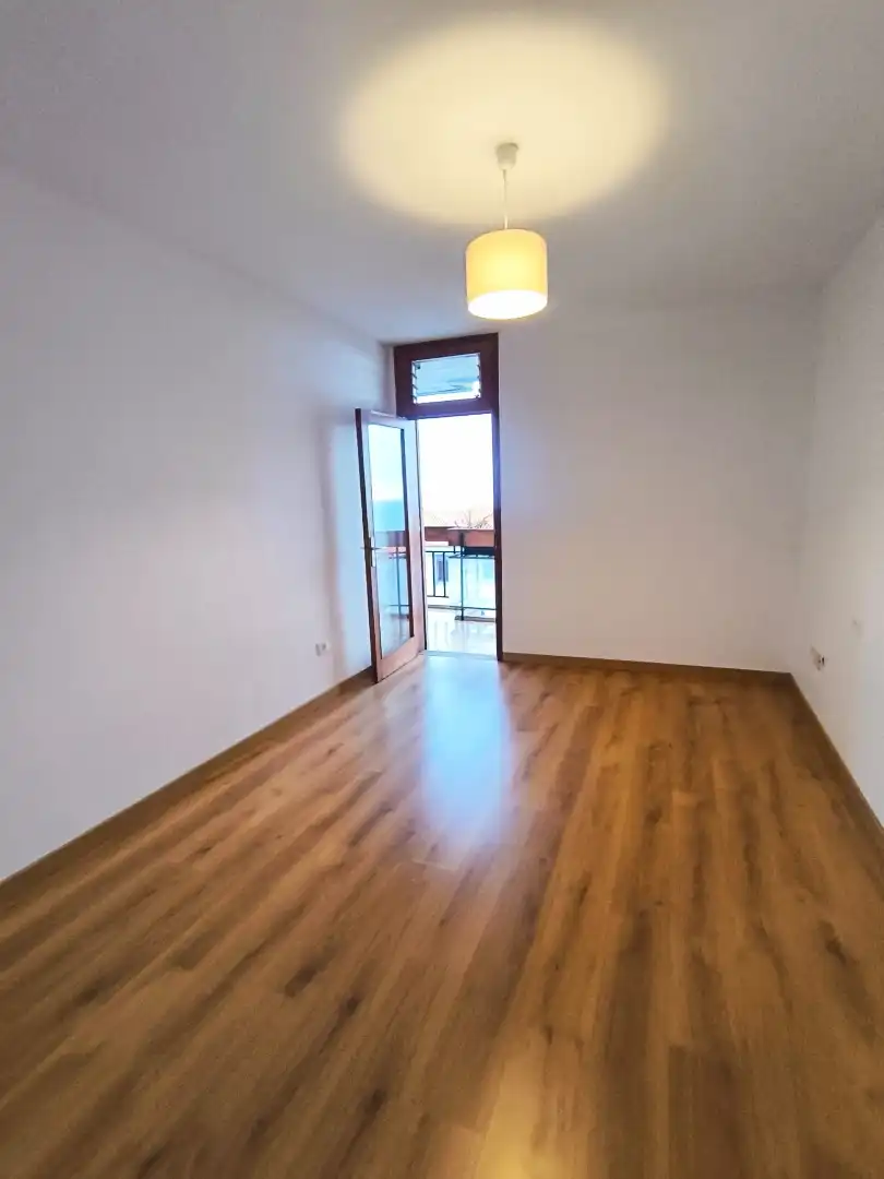 Habitación de Piso en venta en Santa Cruz de Tenerife con Horno, Lavadora y Balcón