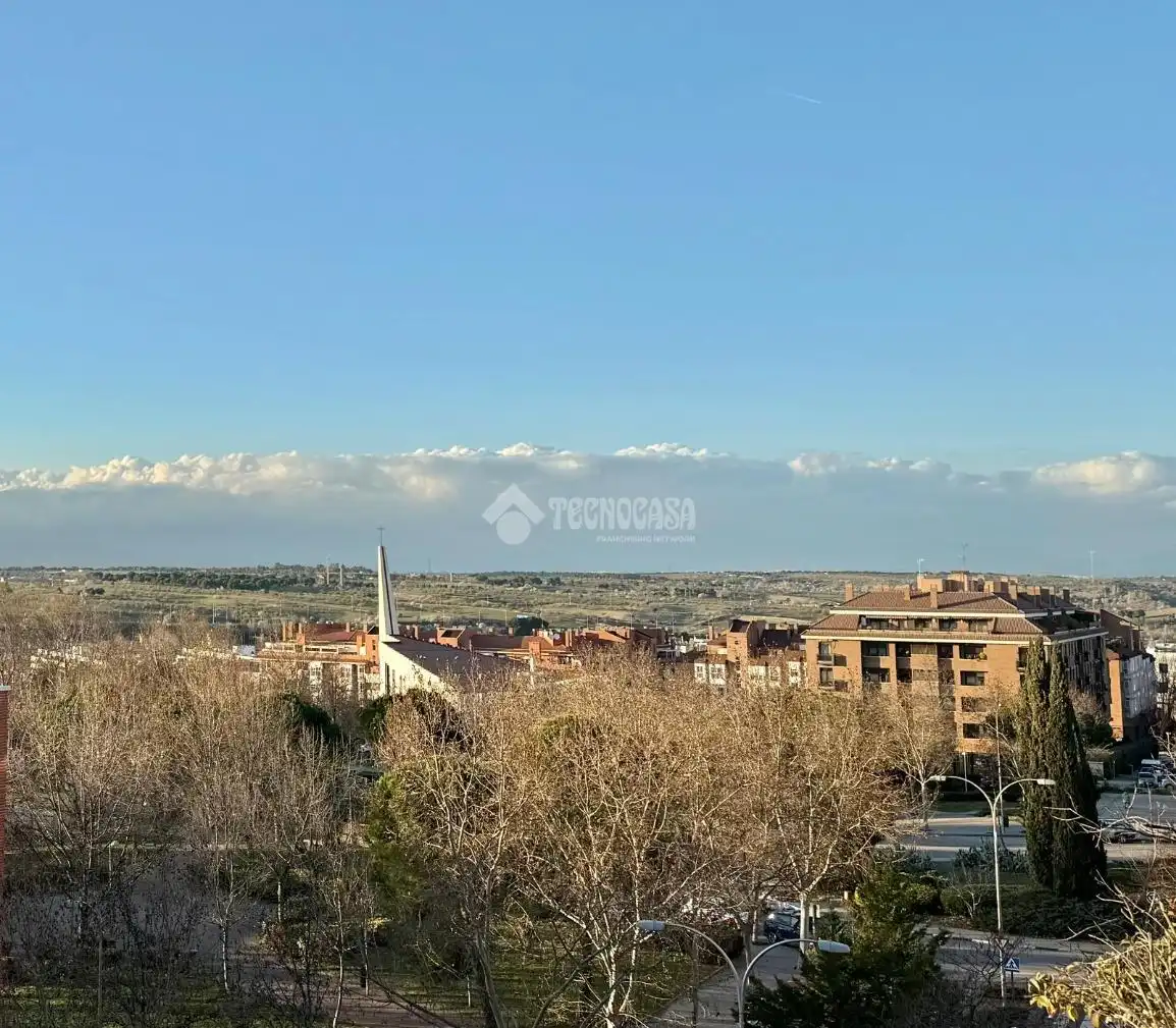Vista exterior de Local en venta en Madrid con Aire acondicionado y Calefacción