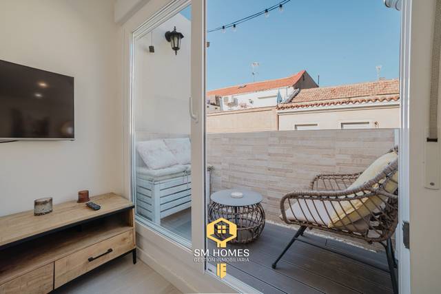 Piso en Alquiler en Calle de Ramiro Molina en Puerta del Ángel