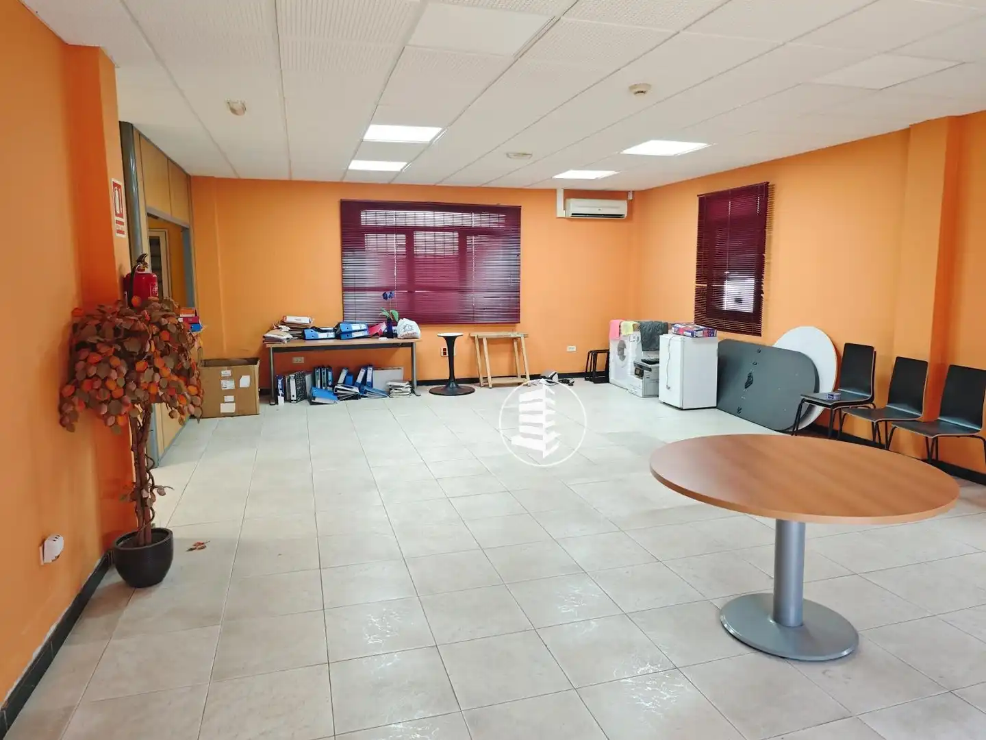 Oficina en venta en El Rosario con Aire acondicionado