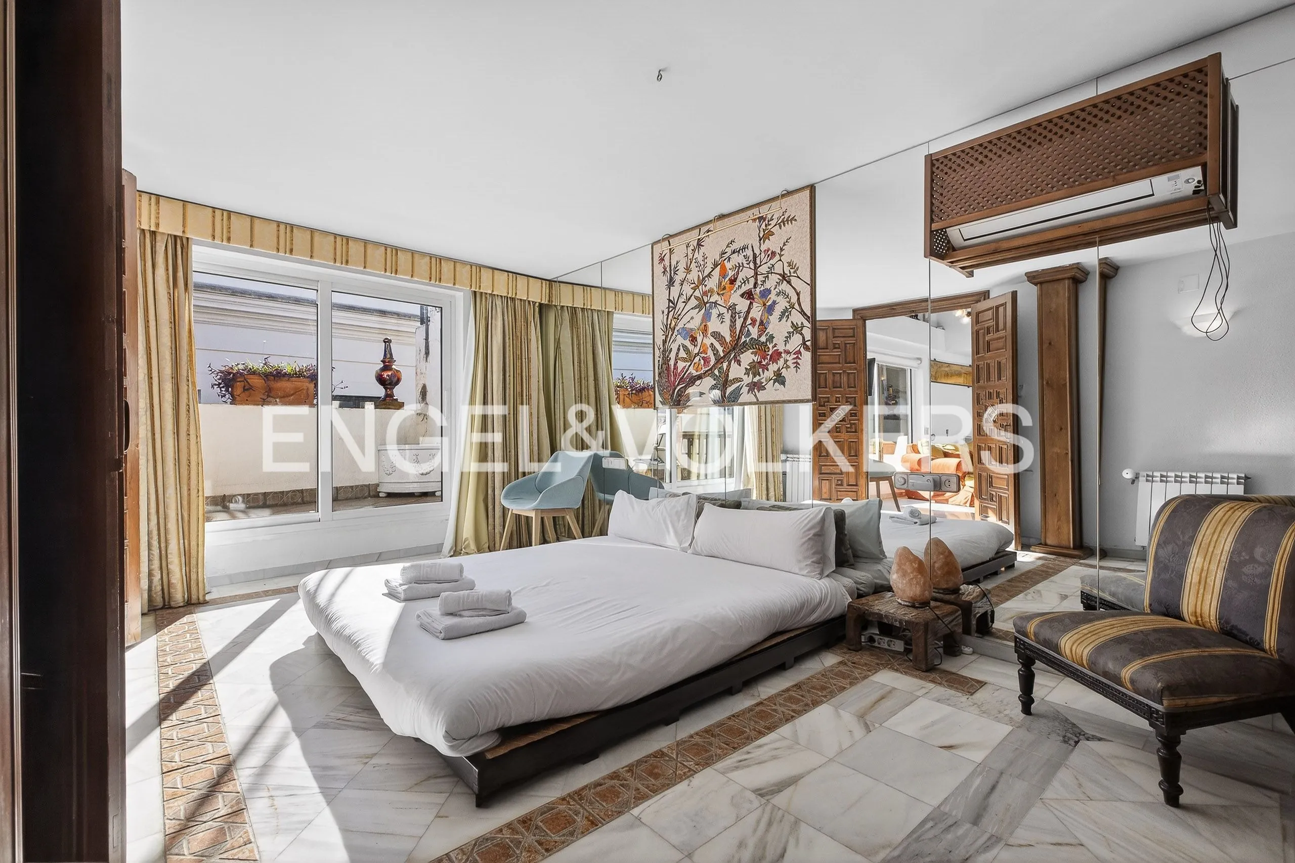 Dormitori de Casa o xalet en venda en  Sevilla Capital amb Aire condicionat, Calefacció i Parquet