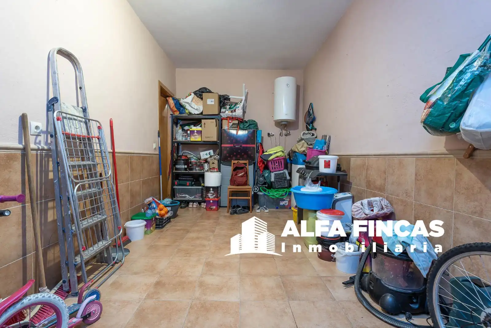 Casa adosada en venda en Honrubia amb Calefacció, Jardí privat i Terrassa