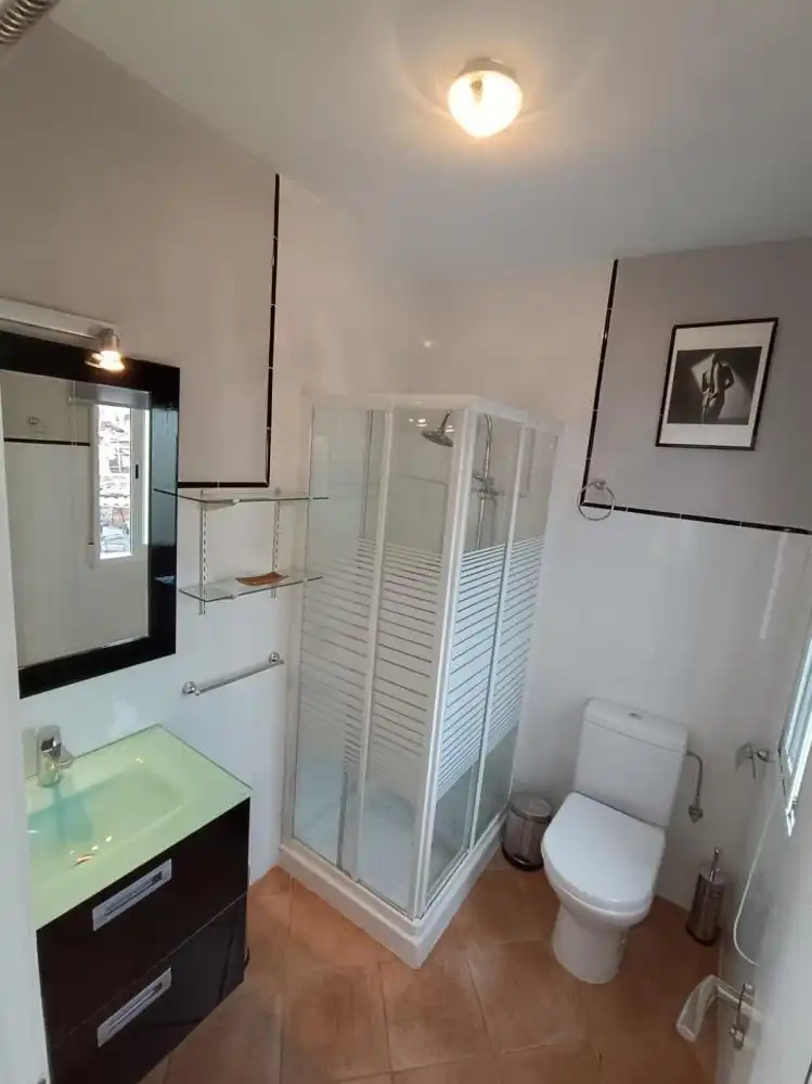 Bany de Casa o xalet en venda en Chilluévar amb Aire condicionat, Terrassa i Moblat