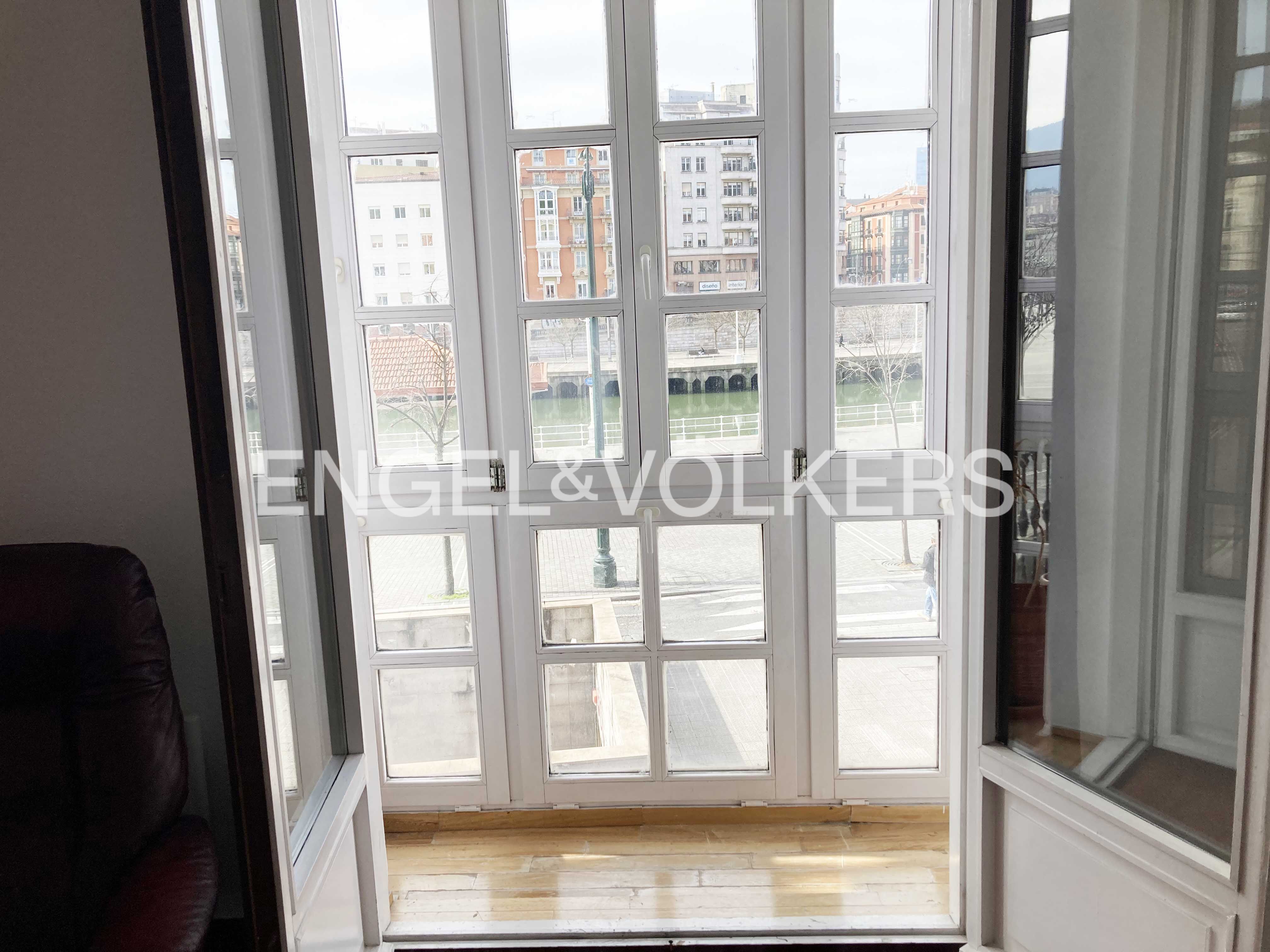 Apartamento de alquiler en Casco Viejo, Ibaiondo