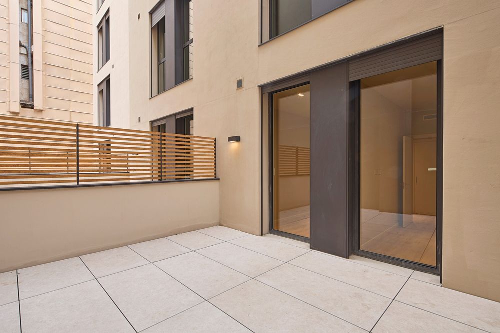 Pis de lloguer a Carrer de València, 595, El Camp de l'Arpa del Clot