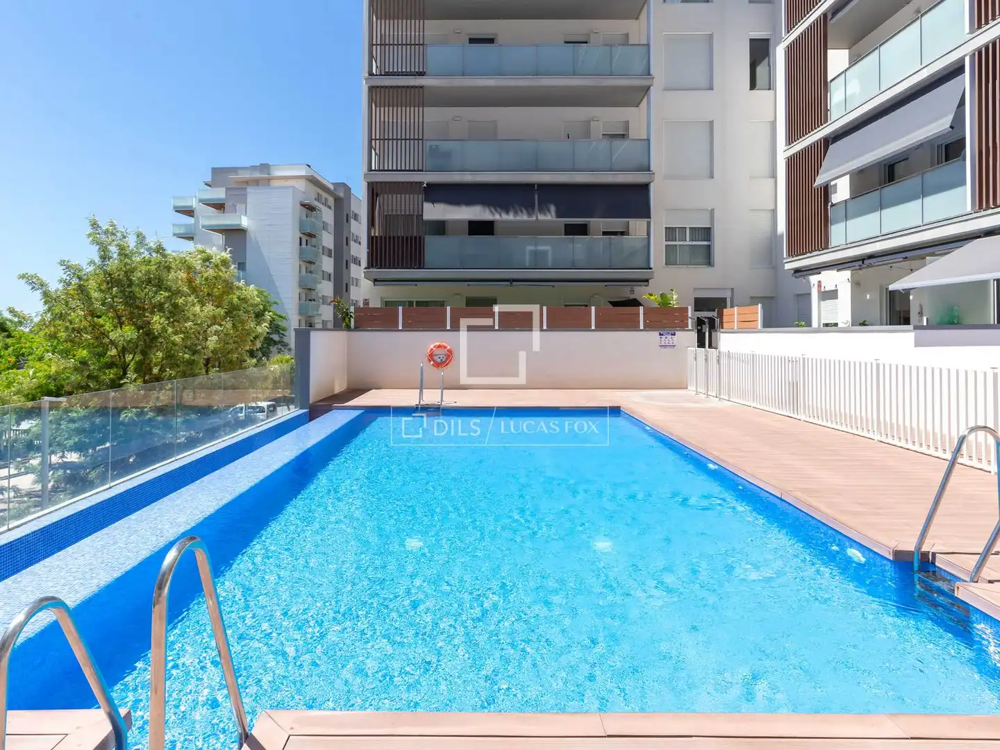 Piscina de Piso de alquiler en Sant Feliu de Llobregat con Aire acondicionado, Terraza y Trastero