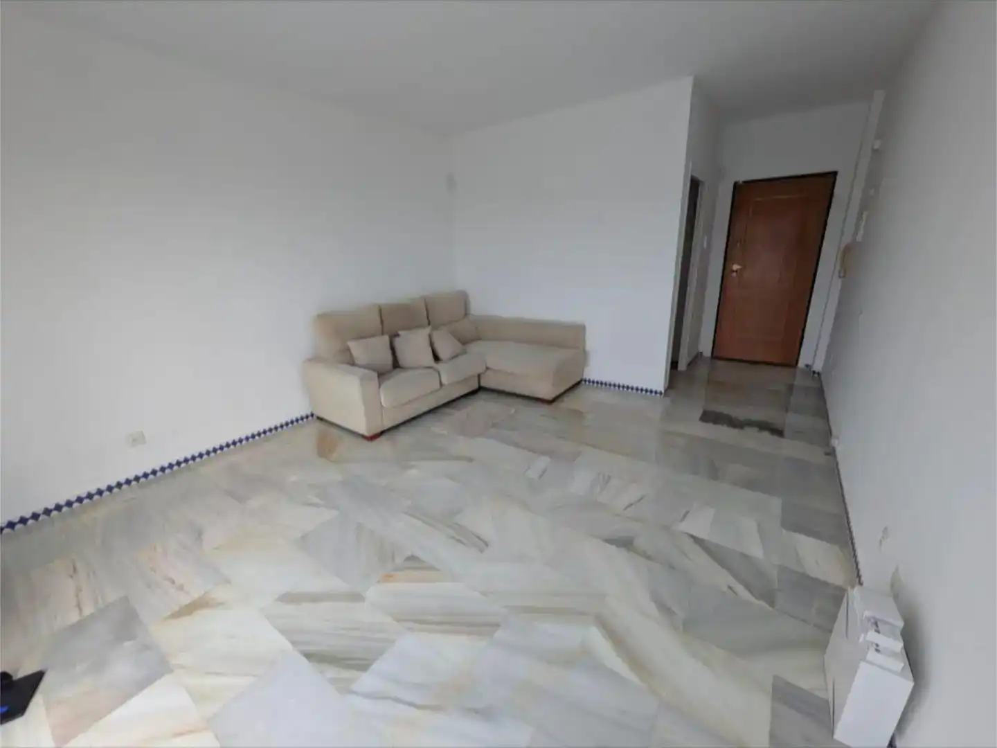Wohnzimmer von Wohnungen zum Verkauf in Estepona mit Schwimmbad