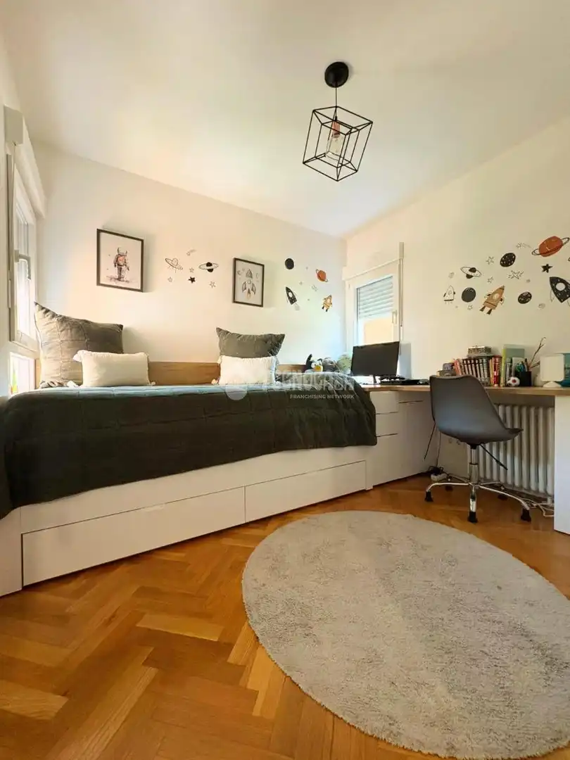 Bedroom of Flat for sale in Madrid  with Heating, Terrace and Furnished