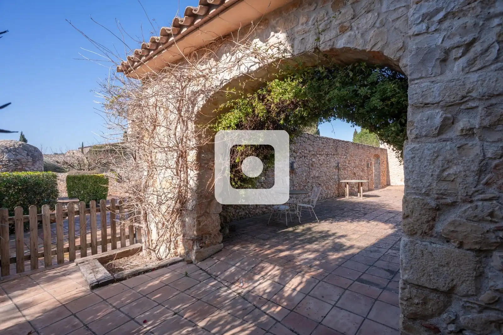Terrassa de Finca rústica en venda en L'Escala amb Calefacció i Piscina