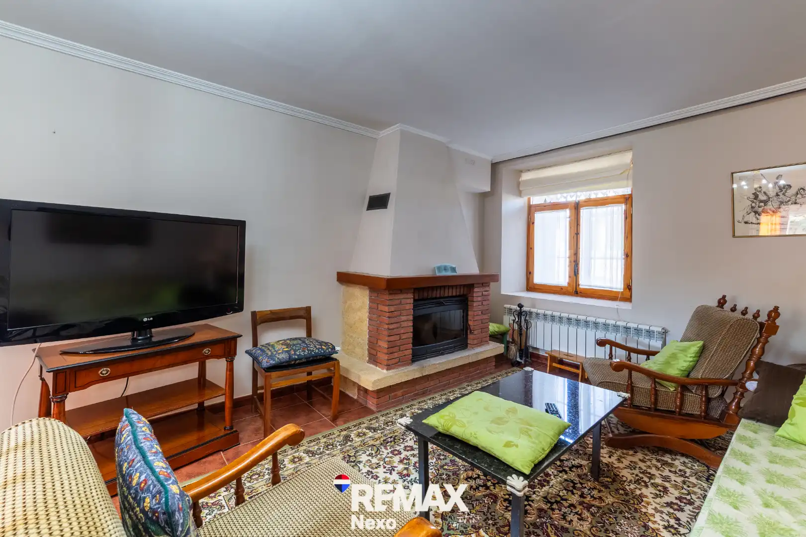 Sala d'estar de Casa adosada en venda en Wamba amb Calefacció, Jardí privat i Terrassa
