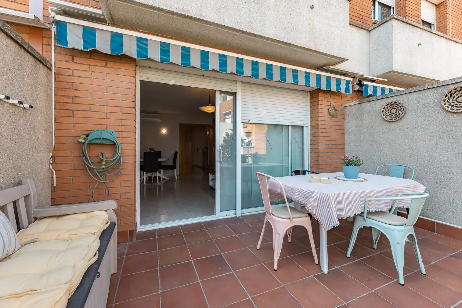 Terraza de Casa adosada en venta en Martorell con Aire acondicionado, Calefacción y Jardín privado