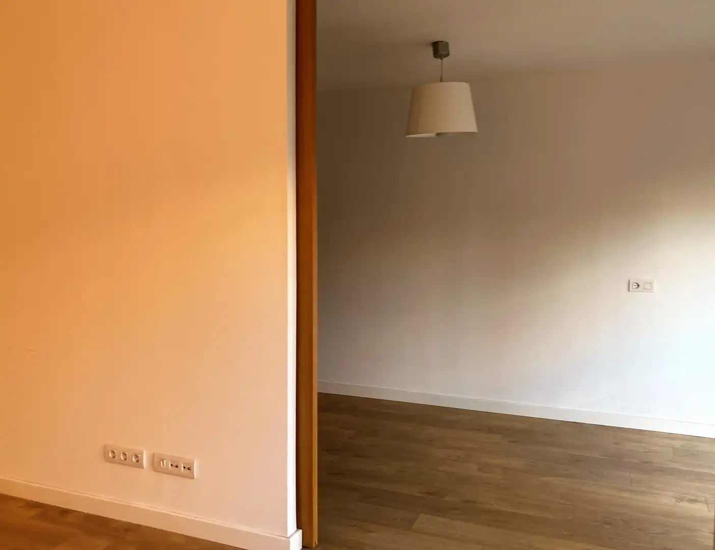 Habitación de Piso de alquiler en Castelldefels con Aire acondicionado, Calefacción y Parquet