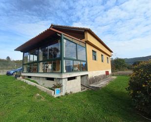 Vista exterior de Casa o xalet en venda en Mondariz amb Calefacció, Jardí privat i Traster