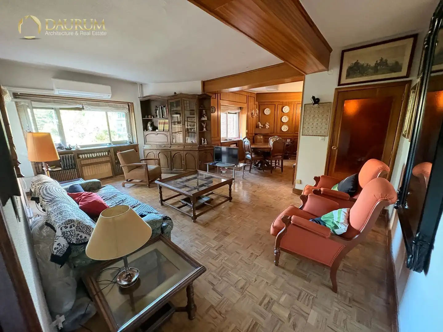 Living room of Flat for sale in Madrid  with Air Conditioner, Heating and Terrace