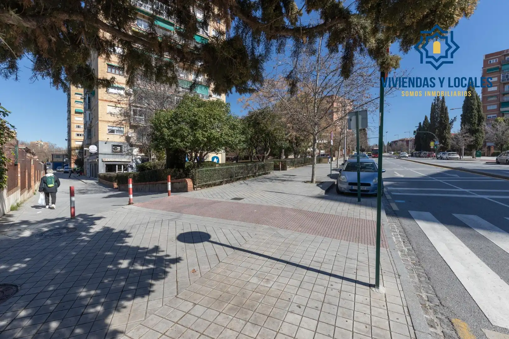 Vista exterior de Piso en venta en Granada con Terraza