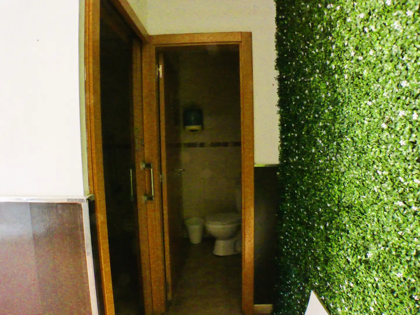 Bathroom of Commercial properties for rent in Alicante / Alacant