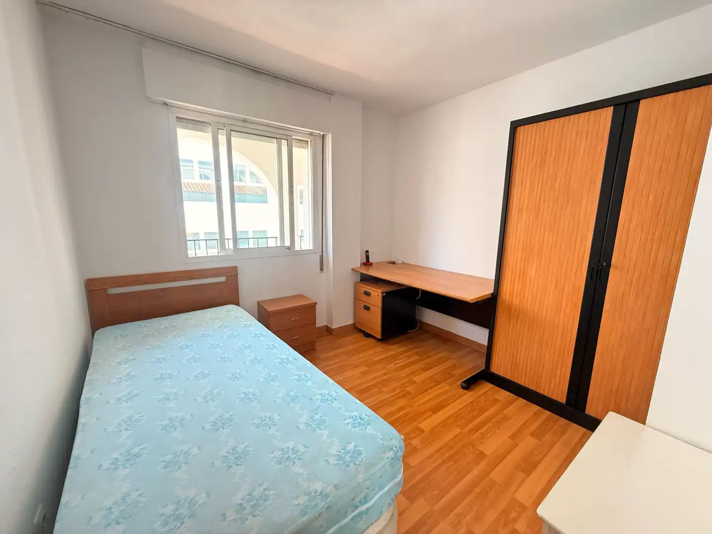 Habitación de Apartamento en venta en Estepona con Terraza