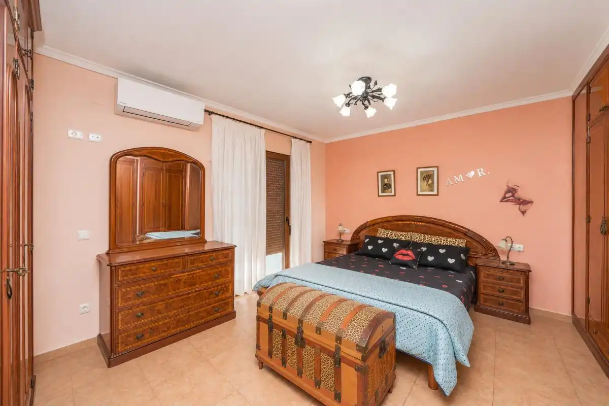 Habitación de Dúplex en venta en Pedreguer con Aire acondicionado, Calefacción y Jardín privado