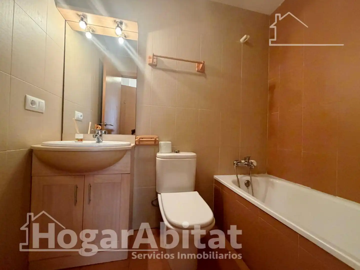 Bathroom of Flat for sale in Benaguasil  with Air Conditioner, Heating and Terrace