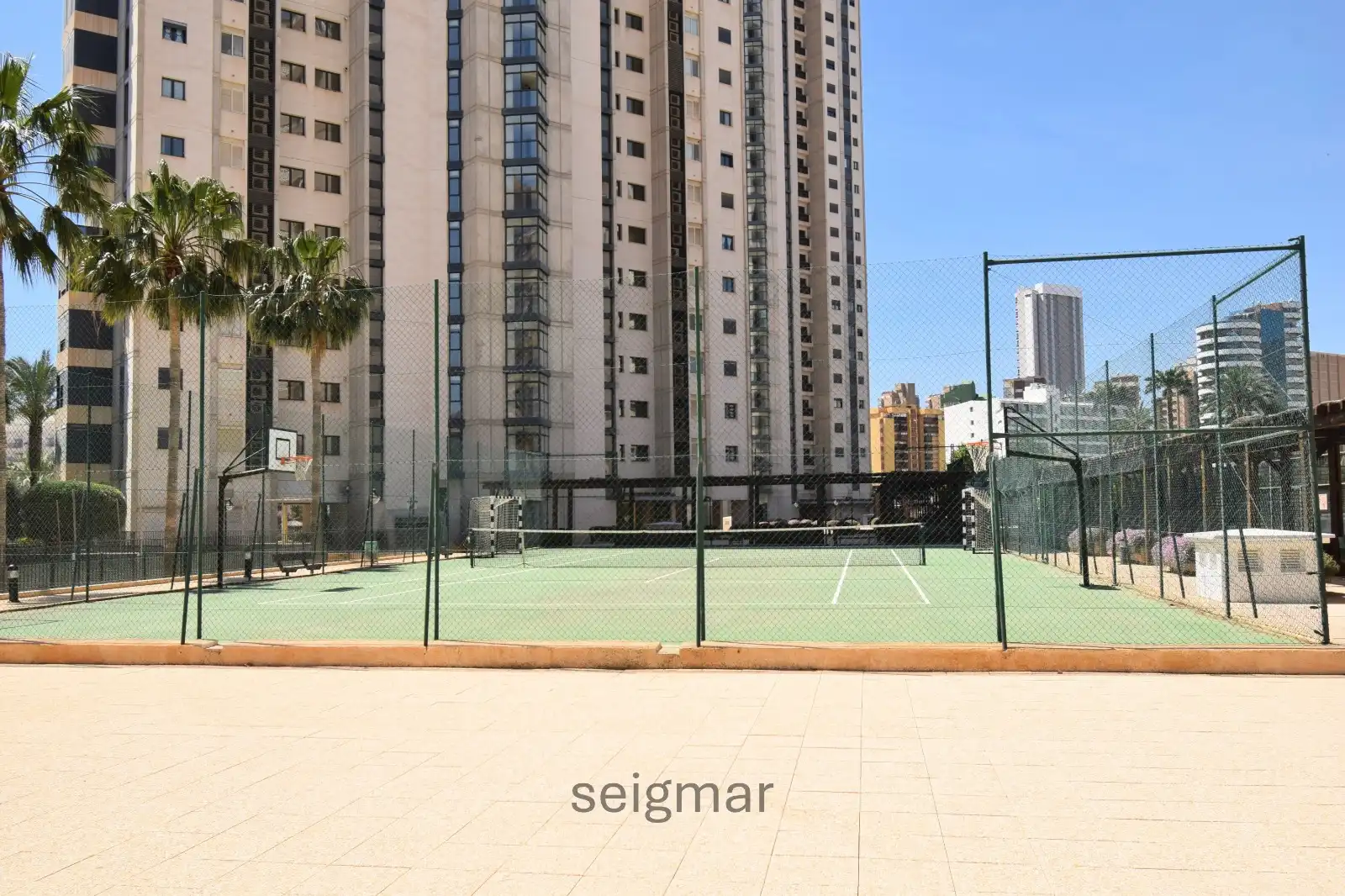 Pis amb piscina en venda a Calle Derramador 10, imagen 22