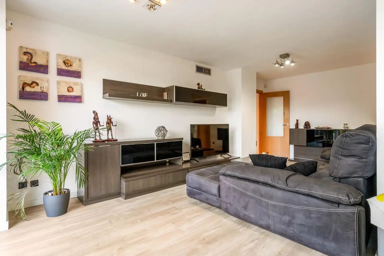 Wohnzimmer von Wohnung zum Verkauf in Montcada i Reixac mit Klimaanlage, Heizung und Parkett