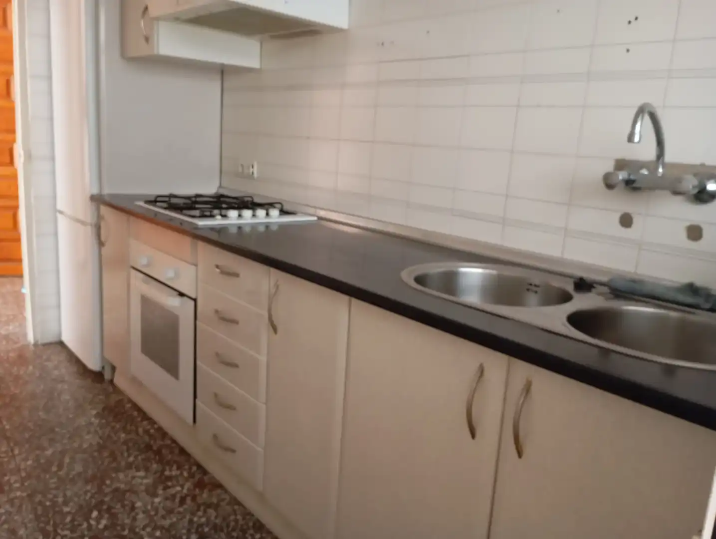 Küche von Wohnung zum Verkauf in Málaga mit Terrasse, Balkon und Alarm