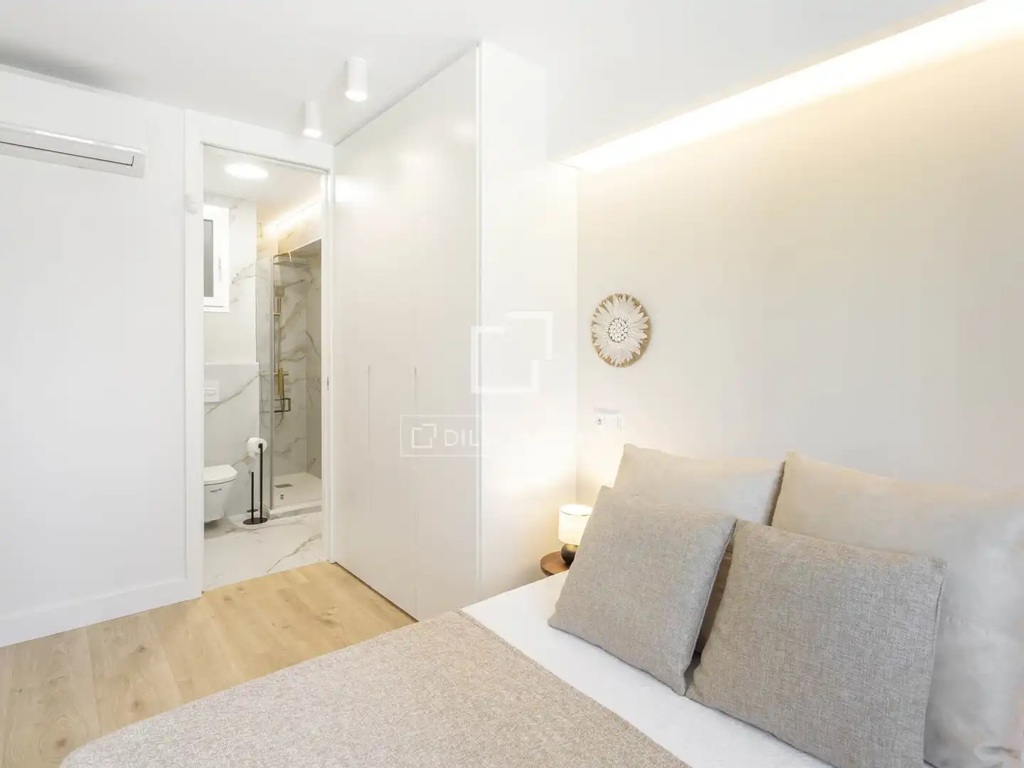 Bedroom of Flat for rent in Madrid  with Air Conditioner and Furnished