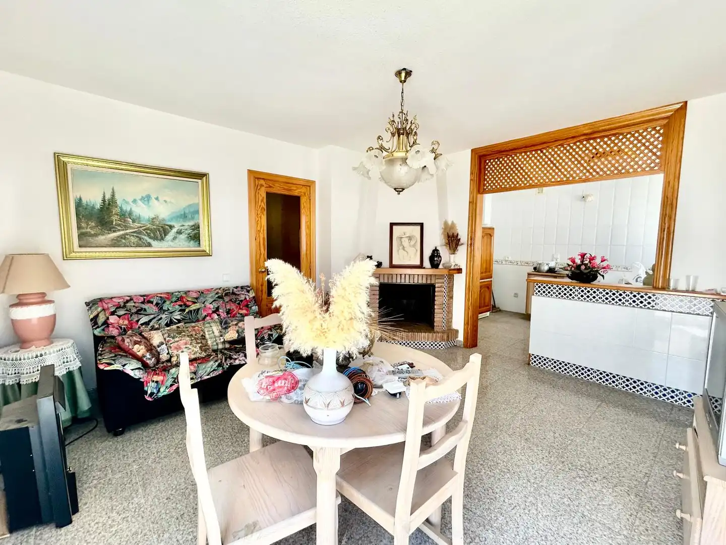 Sala de estar de Casa adosada en venta en Paterna del Río con Calefacción, Terraza y Trastero