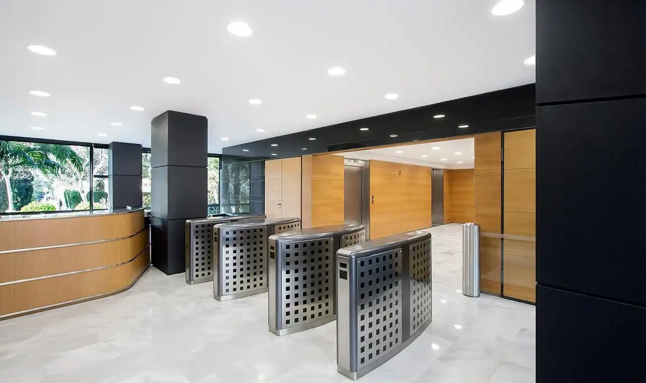 Büro zur Miete in N/A, Pedralbes