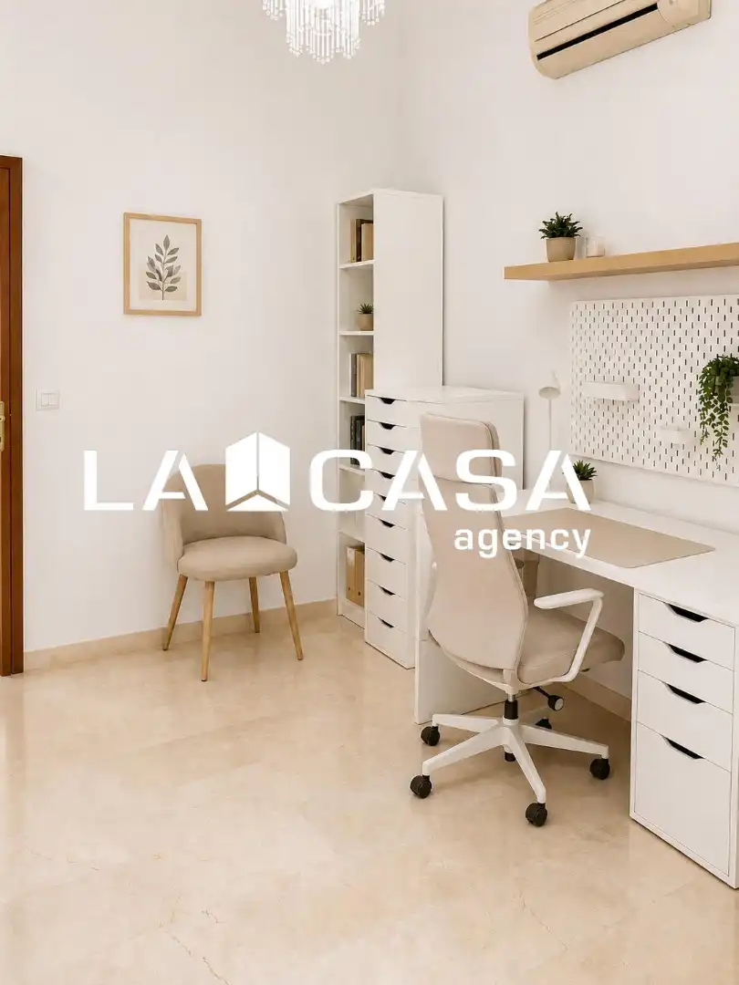 Flat for sale in Calle Imperial, imagen 3