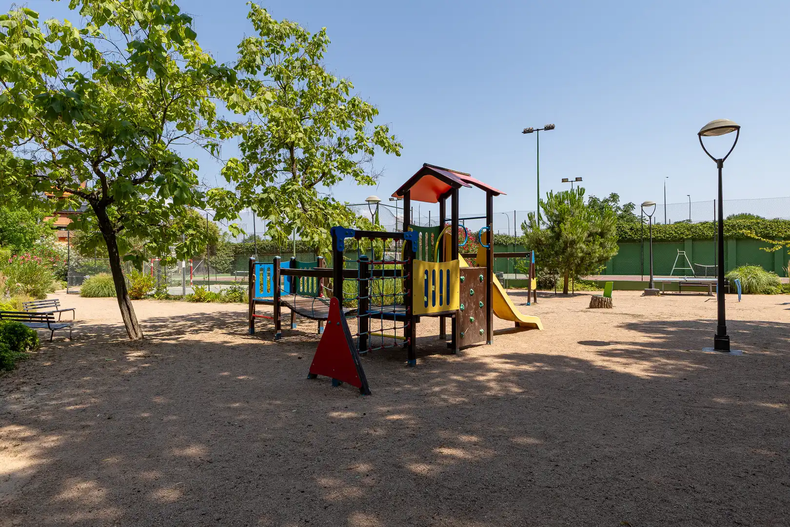 Parking de Ático en venta en Las Rozas de Madrid con Aire acondicionado, Calefacción y Terraza