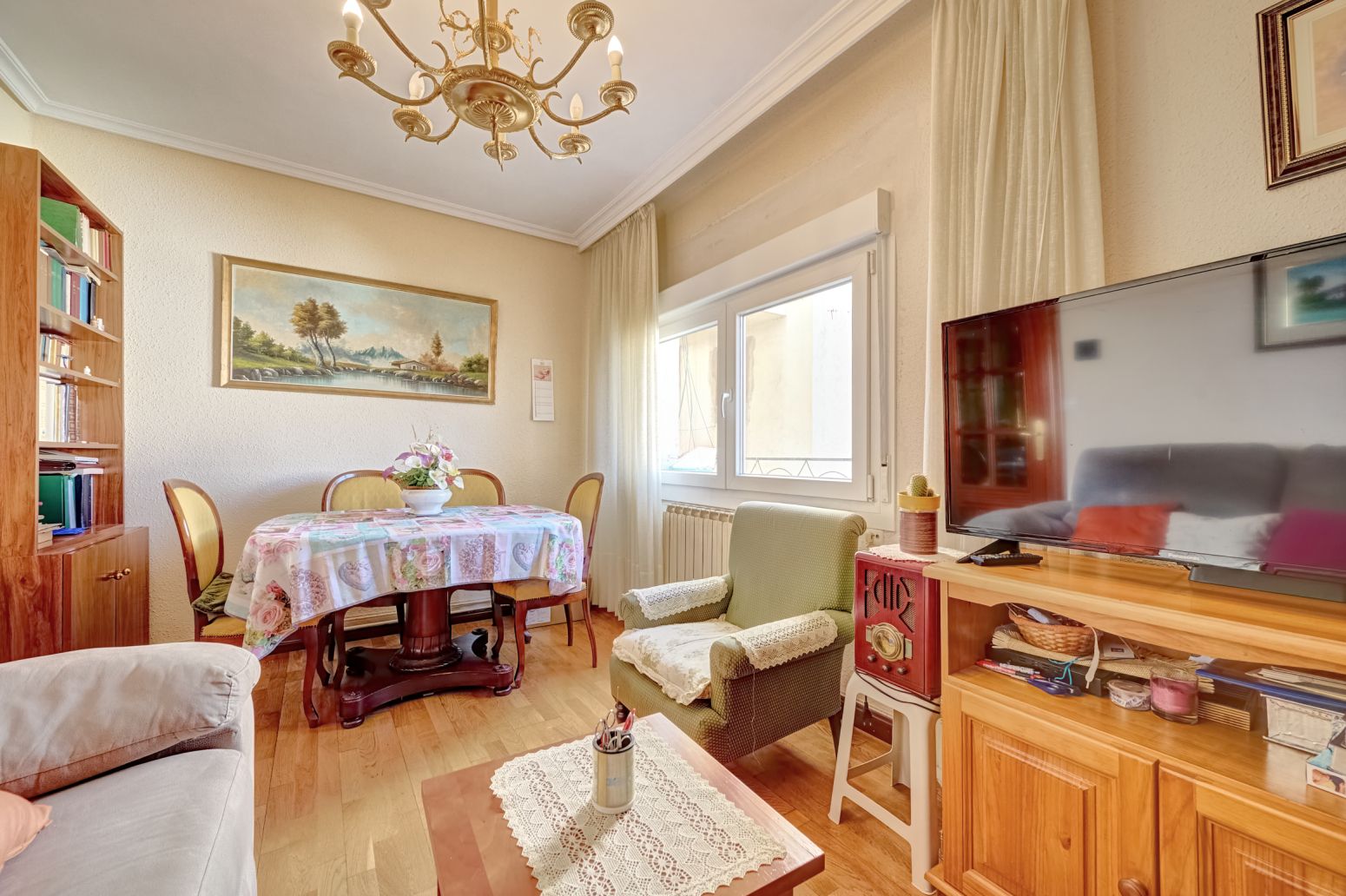 Living room of Flat for sale in  Pamplona / Iruña  with Heating