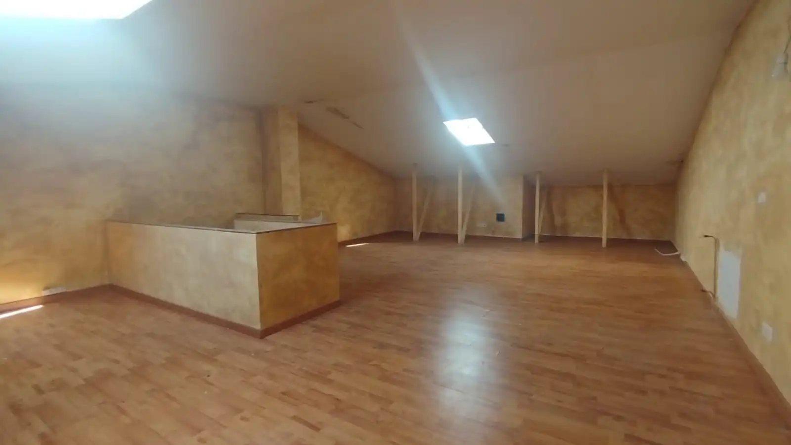 Casa adosada en venda en Uceda amb Calefacció, Jardí privat i Parquet