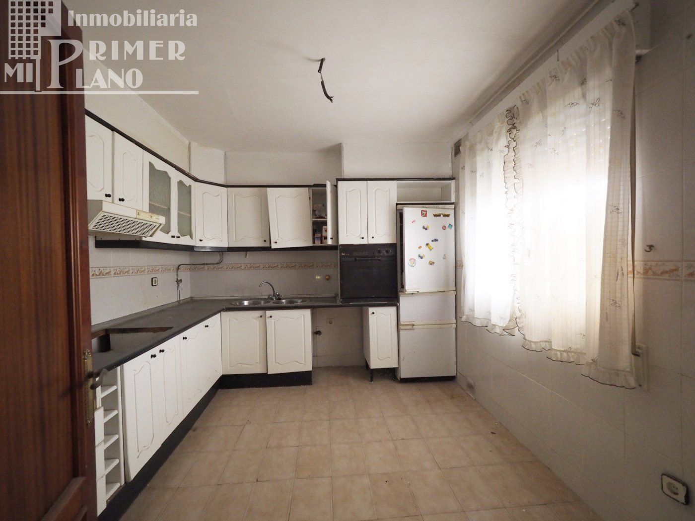 Kitchen of House or chalet for sale in Tomelloso  with Swimming Pool