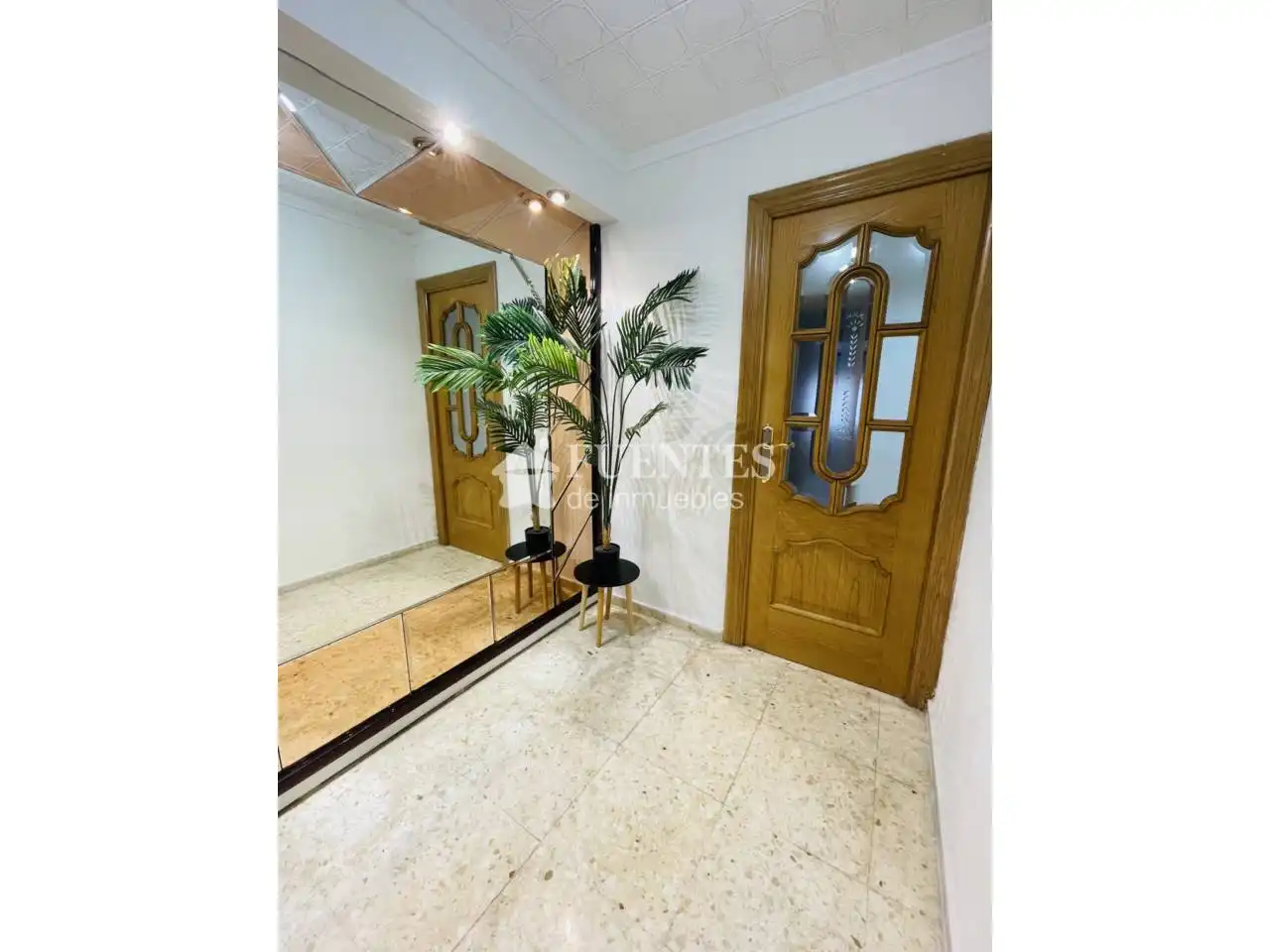 Piso en venta en Alicante / Alacant con Aire acondicionado y Terraza