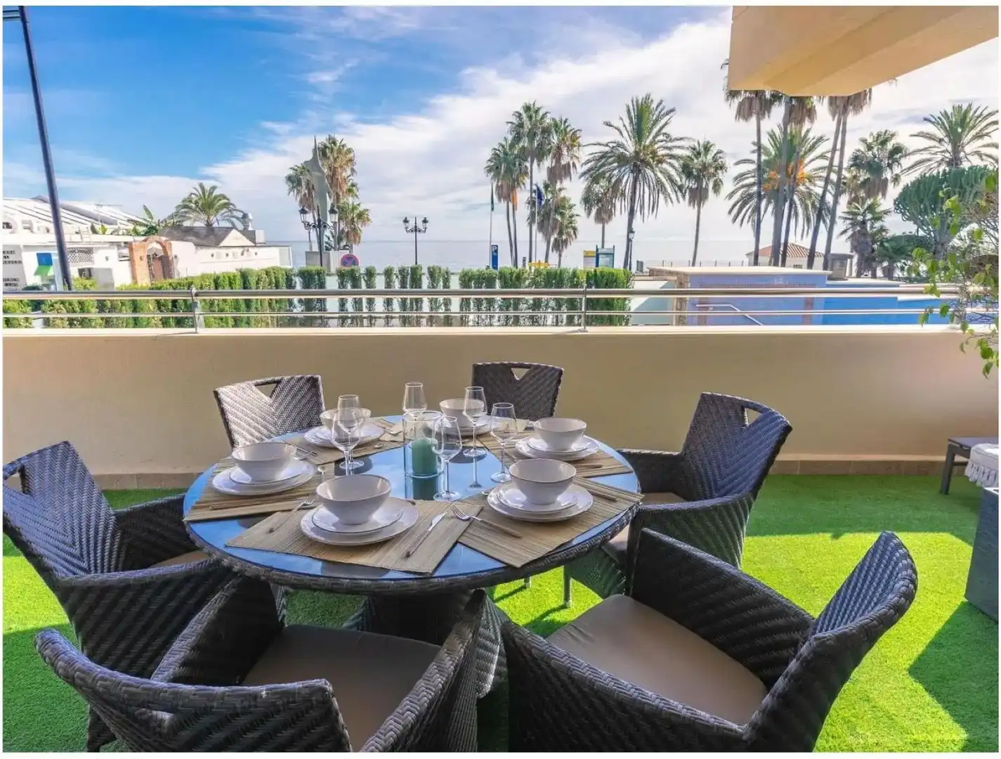 Terraza de Piso en venta en Marbella con Aire acondicionado, Terraza y Amueblado