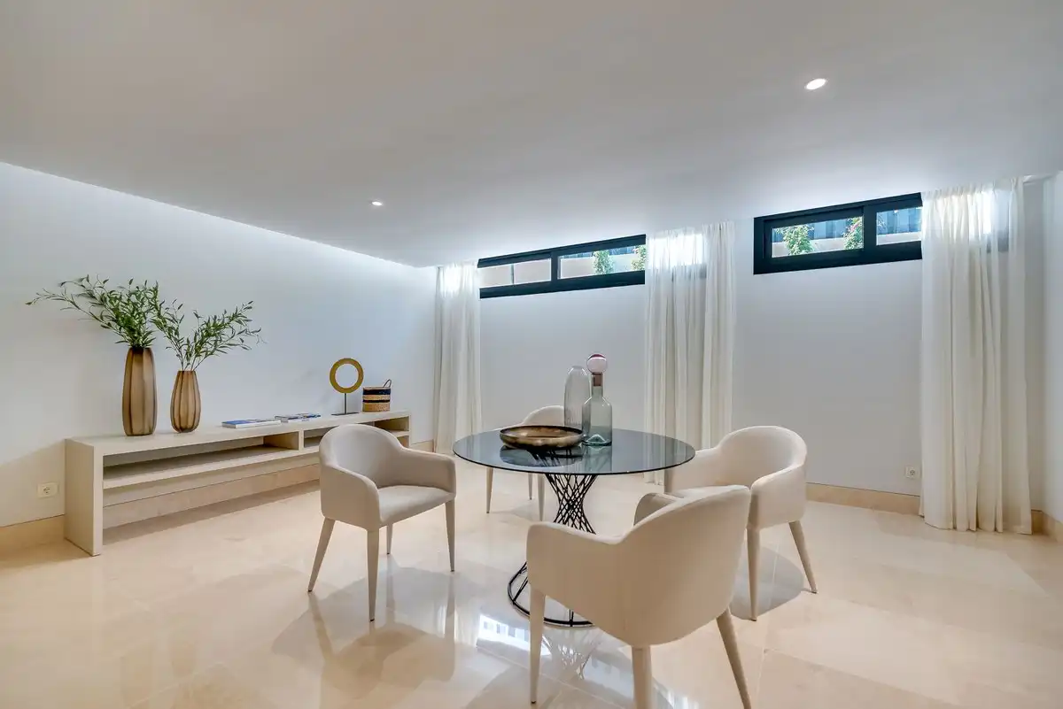 Chalet con piscina en venta en Milla de Oro, imagen 24