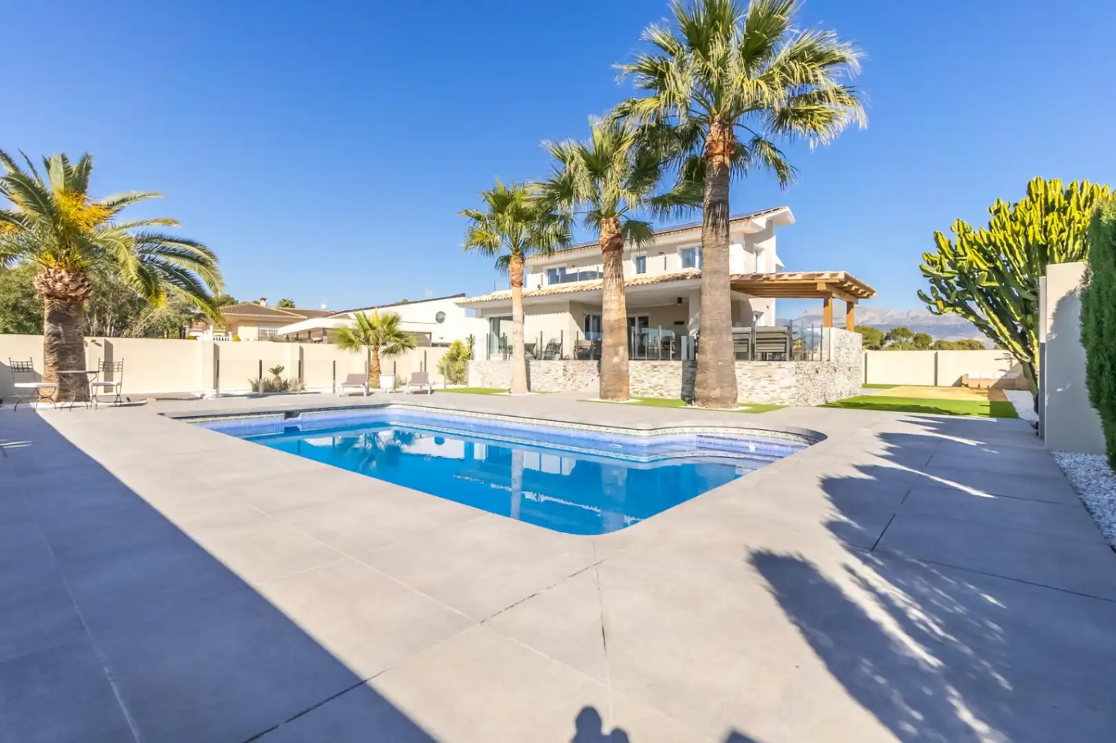 Chalet en venta en Pueblo - Urbanizaciones