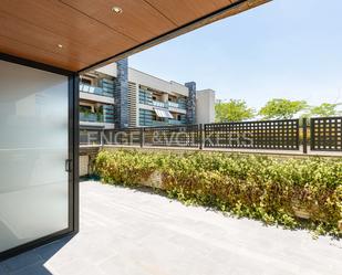Terrassa de Apartament de lloguer en Las Rozas de Madrid amb Aire condicionat, Calefacció i Jardí privat