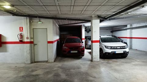 Parking doble a Sort