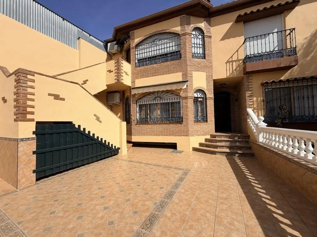 Exterior view of Detached homes for sale in Málaga  with Heating
